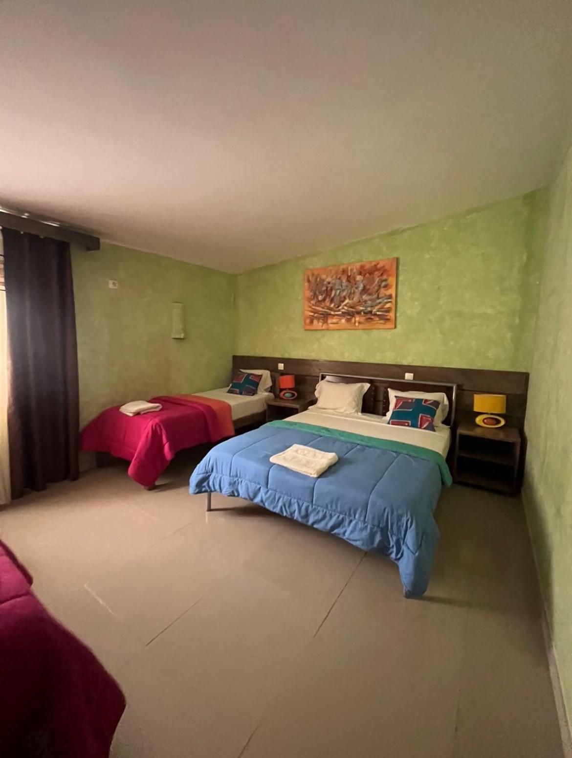 Vivenda Viviani Bed & Breakfast Praia Exterior foto