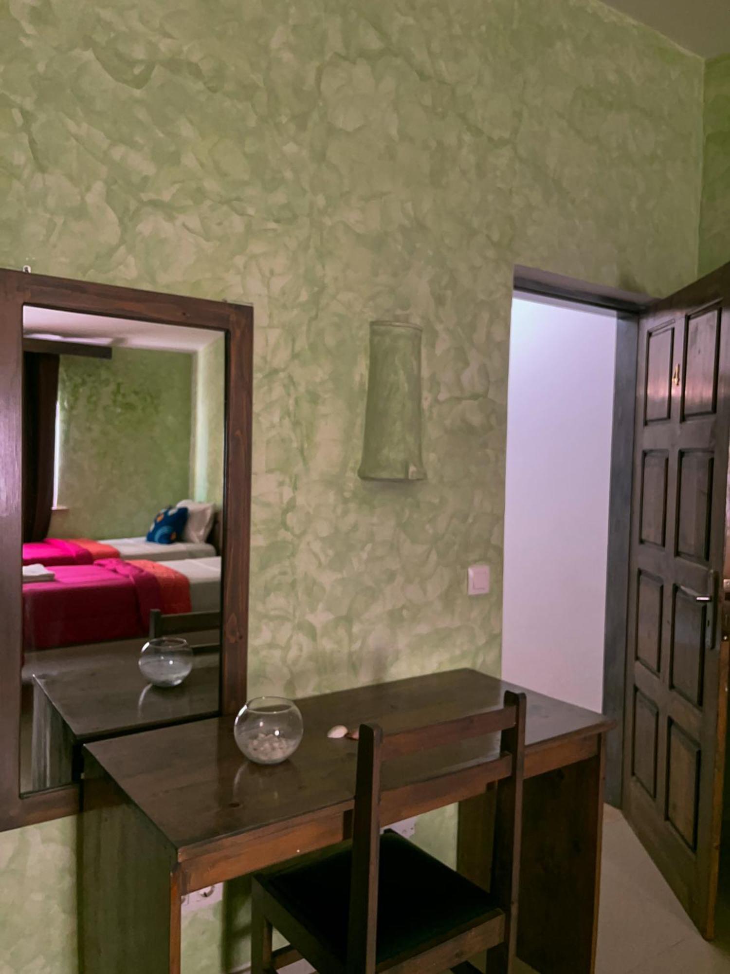 Vivenda Viviani Bed & Breakfast Praia Exterior foto